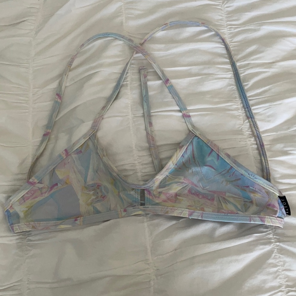 Jolyn Vent Top